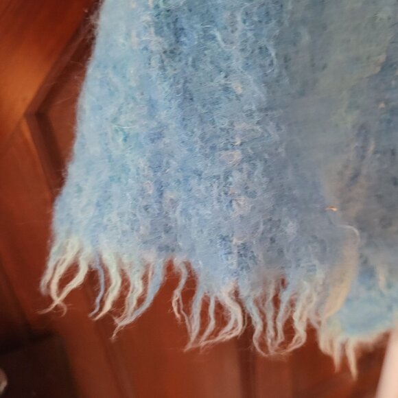 Vintage Blue Mohair Scarf Handwoven In Nepal 100% Pure New Wool Warm & Cozy - Picture 2 of 5